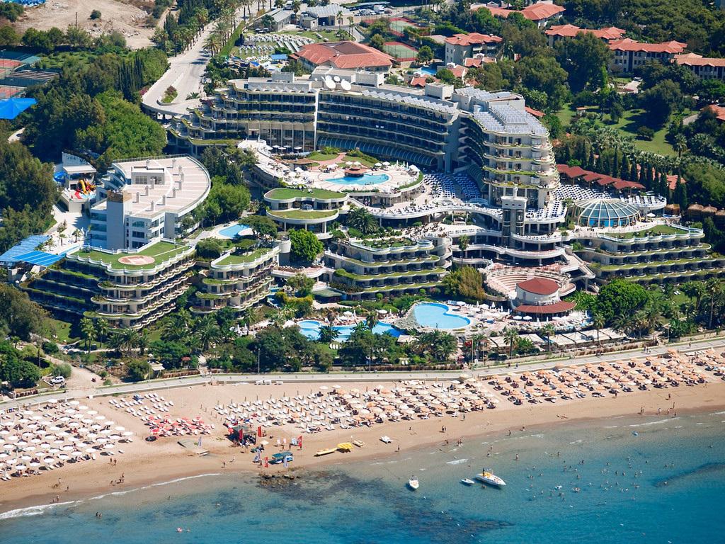 SUNRISE QUEEN LUXURY RESORT & SPA (EX. CRYSTAL SUNRISE)