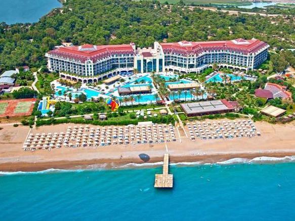 LAGO HOTEL